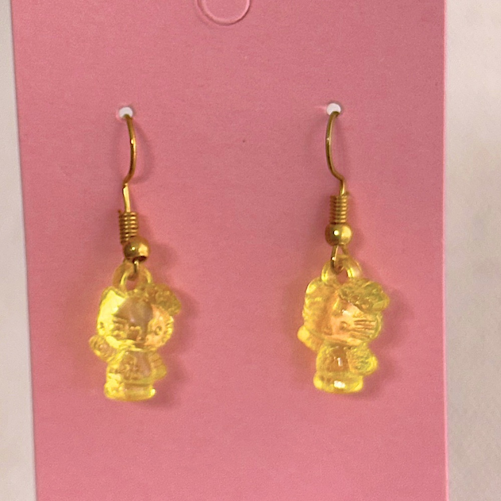 Yellow hello Kitty charm Earrings